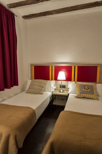 Two-bedroom apartment (1/6 persons) Ciutat Vella Apartaments Barcelona Two-bedroom apartment (1/6 persons) Ciutat Vella Apartaments Barcelona