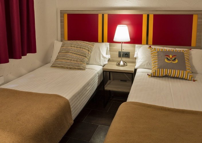 Two-bedroom apartment (1-6 persons) ciutat vella apartaments barcelona Two-bedroom apartment (1-6 persons) ciutat vella apartaments barcelona
