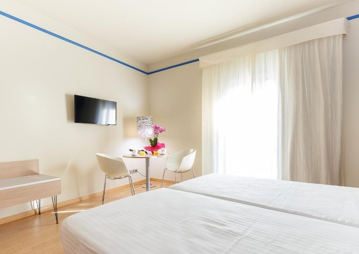 Twin room Ciutat Barcelona Hotel Barcelona Twin room Ciutat Barcelona Hotel Barcelona