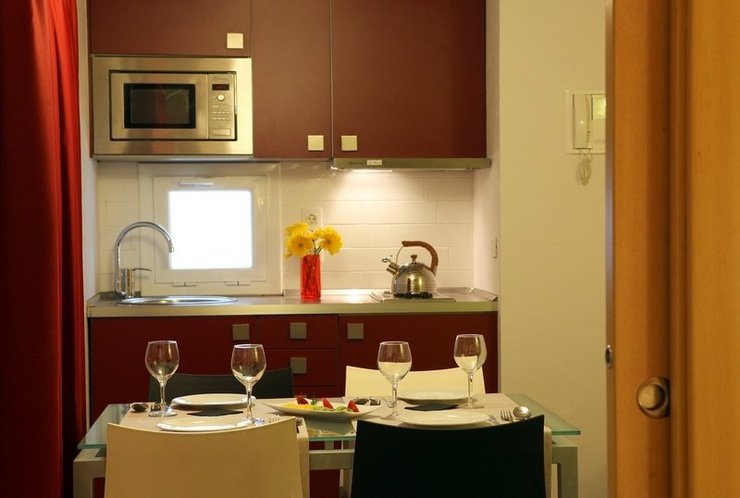 Two-bedroom apartment (1/6 persons) Ciutat Vella Apartaments Barcelona Two-bedroom apartment (1/6 persons) Ciutat Vella Apartaments Barcelona