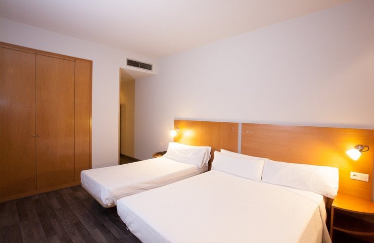 Double + extra bed Porta de Gallecs Hotel Mollet del Vallés Double + extra bed Porta de Gallecs Hotel Mollet del Vallés