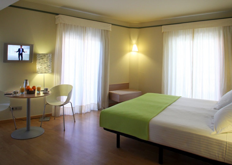 Double room (single use) Ciutat Barcelona Hotel